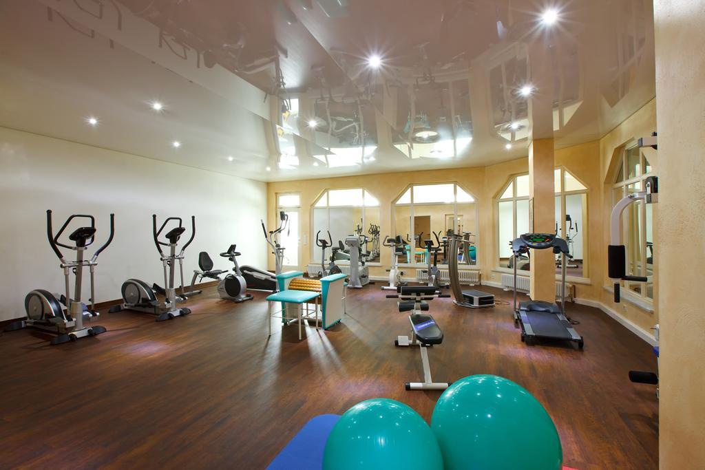 Vita Wellnesshotel Aulendorf Buitenkant foto